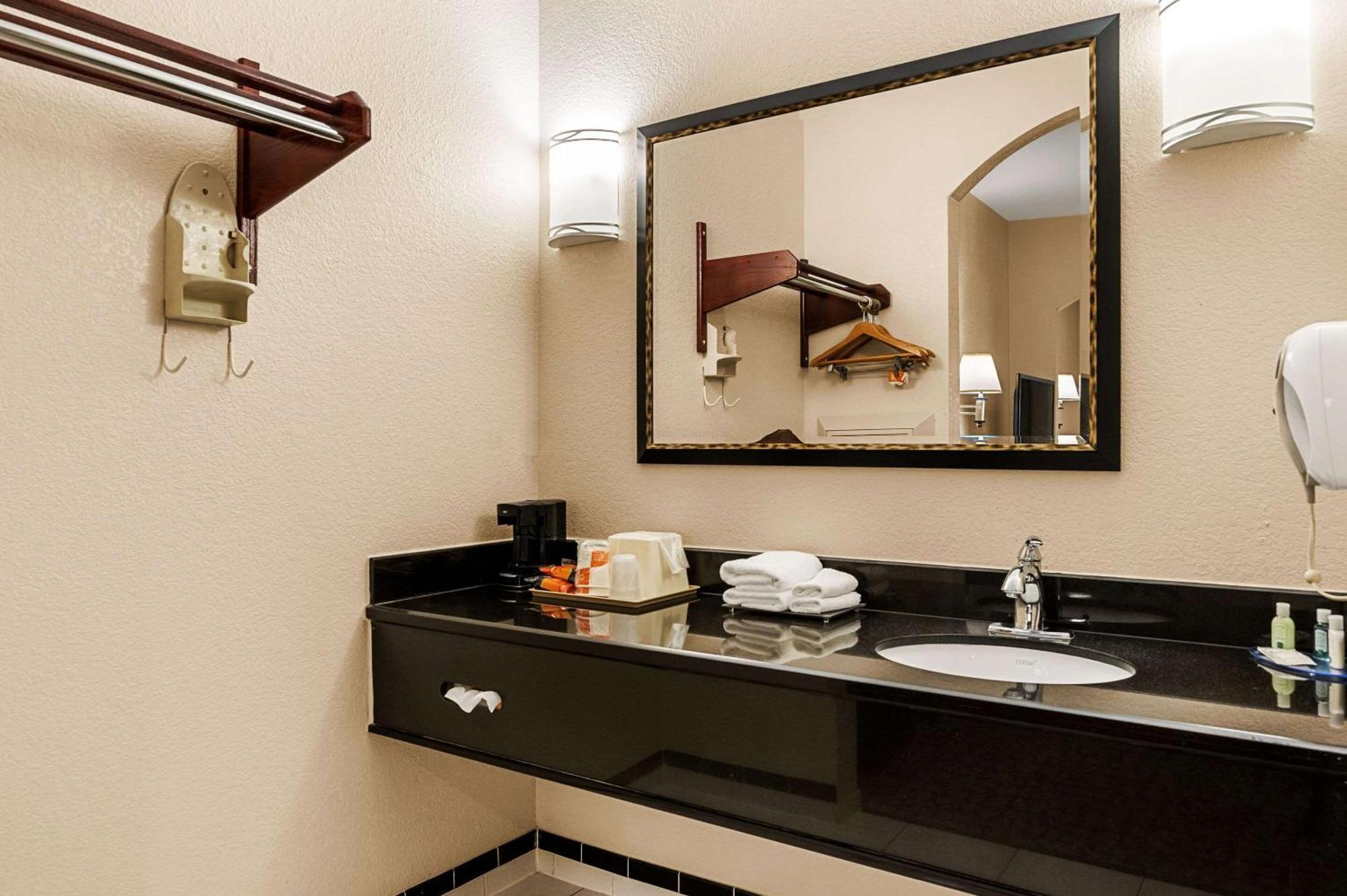 Hotel Quality & 3*