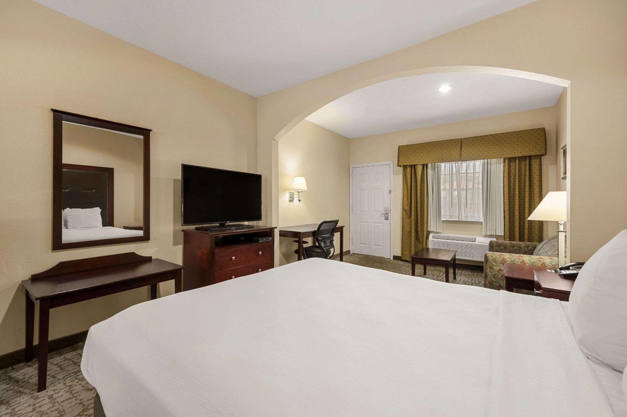 Quality & Hotel