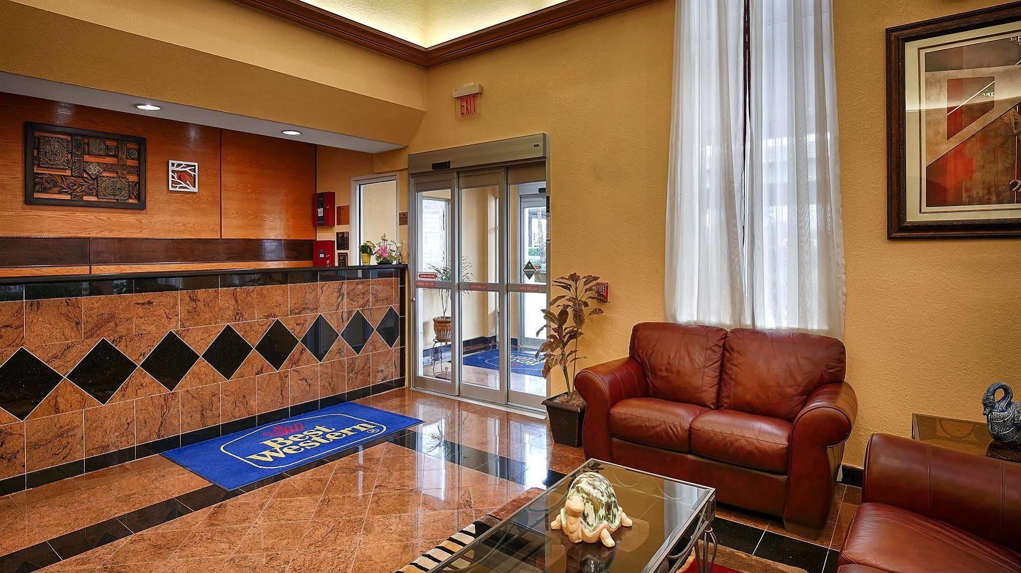 Hotel Quality & Cypress